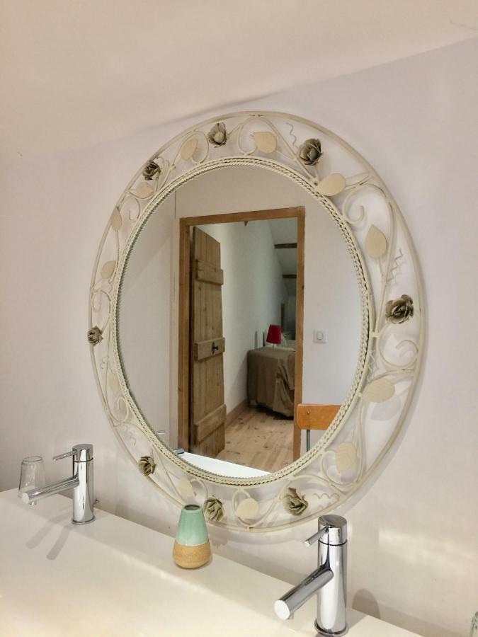 Magnificent Renovated Farmhouse - 10 Min A7 - Apartman Anneyron Kültér fotó