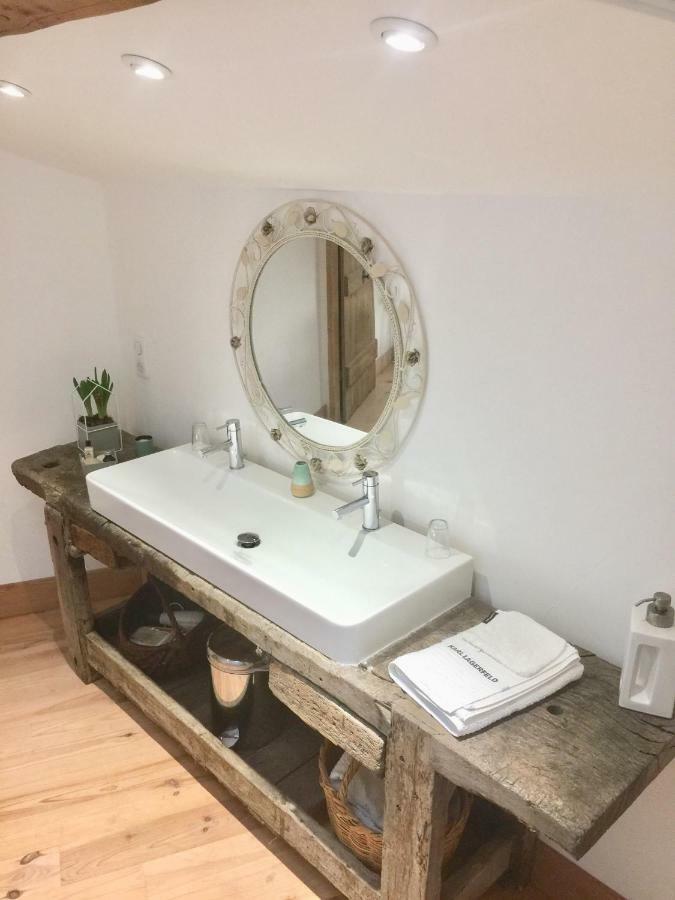 Magnificent Renovated Farmhouse - 10 Min A7 - Apartman Anneyron Kültér fotó