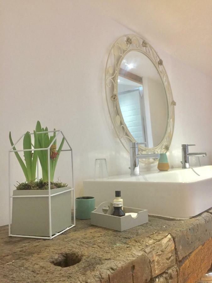 Magnificent Renovated Farmhouse - 10 Min A7 - Apartman Anneyron Kültér fotó